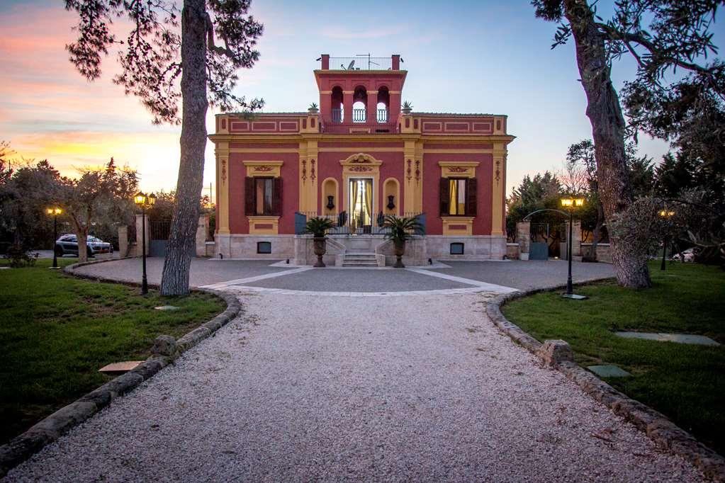 Hotel Terranobile Metaresort Bari Extérieur photo